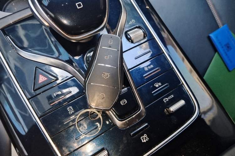 Used BYD Qin PLUS 2021 EV 400KM Luxury Model Vehicle Key