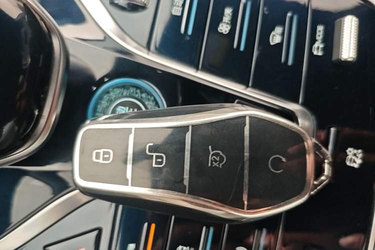 Used BYD Qin PLUS 2021 DM-i 55KM Flagship Model Vehicle Key