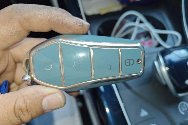 Used BYD Qin PLUS 2021 EV 600KM Flagship Model Vehicle Key