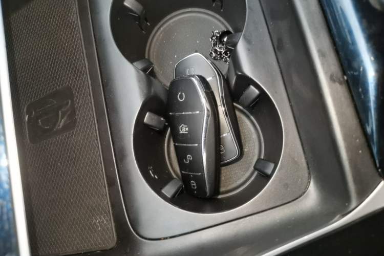 Used BYD Qin PLUS 2021 EV 500KM Luxury Model Vehicle Key