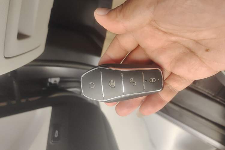 Used BYD Qin PLUS 2021 EV 500KM Luxury Model Vehicle Key