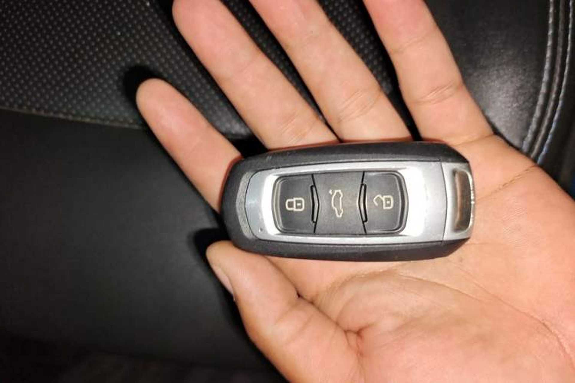 Used BYD Qin PLUS 2021 EV 500KM Luxury Model Vehicle Key