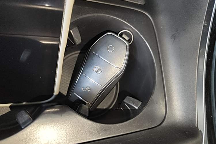 Used BYD Qin PLUS 2021 DM-i 55KM Flagship Model Vehicle Key