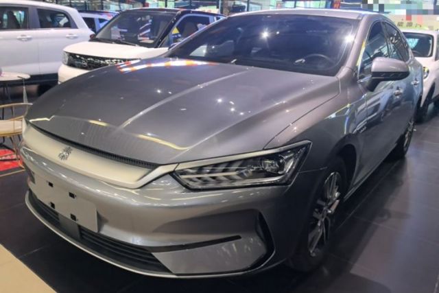 Used BYD Qin PLUS 2021 EV 400KM Luxury Model