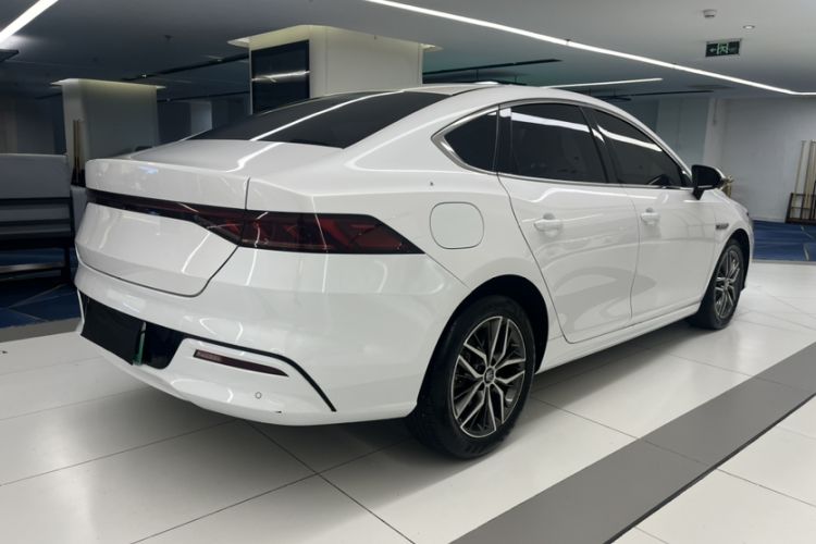 Used BYD Qin PLUS 2021 DM-i 55KM Flagship Model Exterior 5
