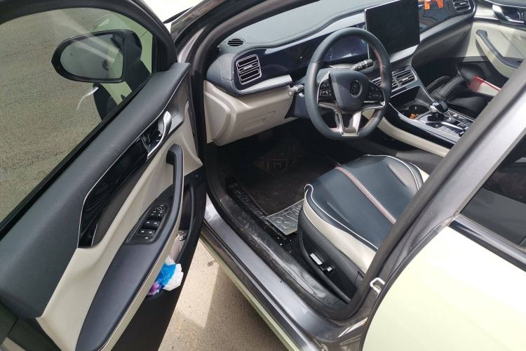 Used BYD Qin PLUS 2021 DM-i 120KM Flagship Model Driver Seat