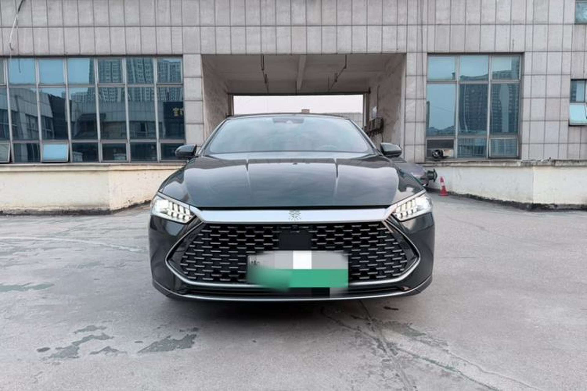 Used BYD Qin PLUS 2021 DM-i 120KM Flagship Model Exterior 3