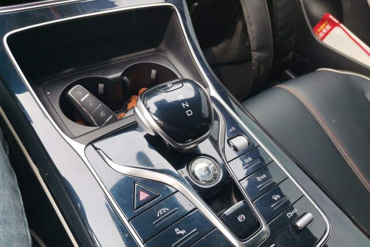 Used BYD Qin PLUS 2021 DM-i 120KM Flagship Model Gear Lever