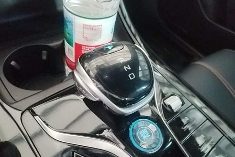 Used BYD Qin PLUS 2021 DM-i 55KM Prestige Model Gear Lever