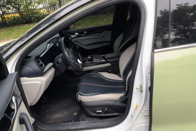 Used BYD Qin PLUS 2021 DM-i 55KM Flagship Model Left Front Seat