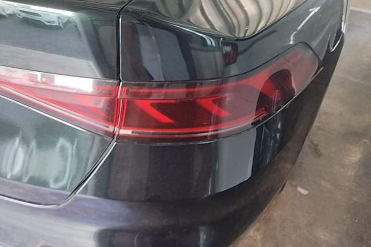 Used BYD Qin PLUS 2021 DM-i 55KM Prestige Model Right Rear Taillight