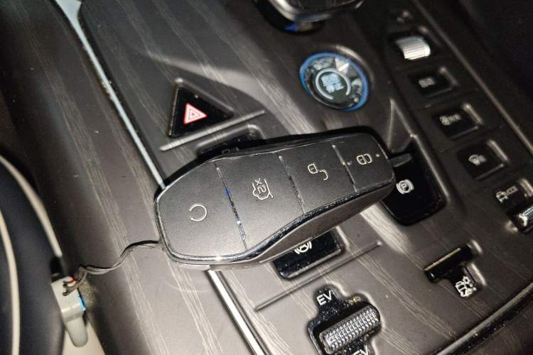 Used BYD Qin PLUS 2021 DM-i 55KM Flagship Model Vehicle Key