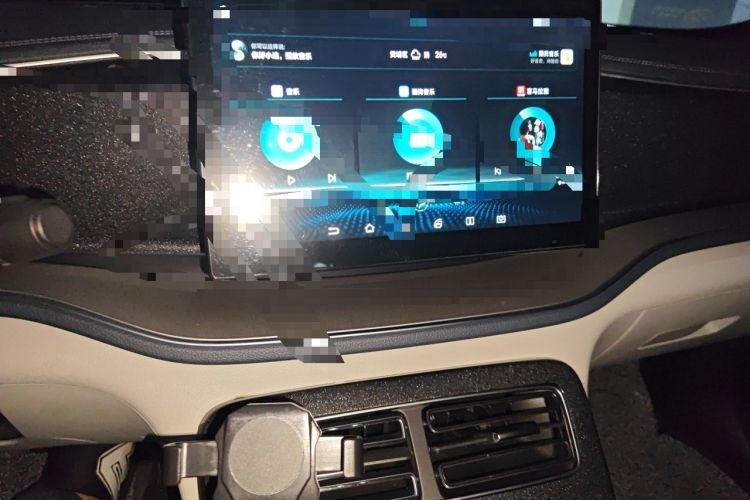 Used BYD Qin PLUS 2021 DM-i 120KM Prestige Model Audio And AC Panel