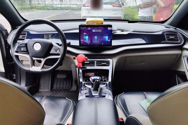 Used BYD Qin PLUS 2021 EV 500KM Luxury Model Center Console