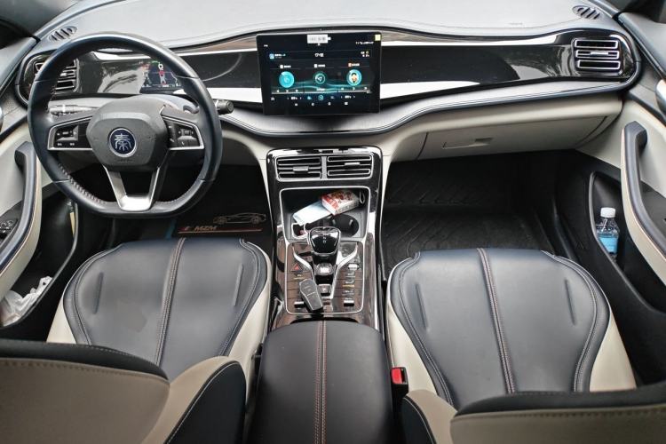 Used BYD Qin PLUS 2021 DM-i 55KM Prestige Model Center Console
