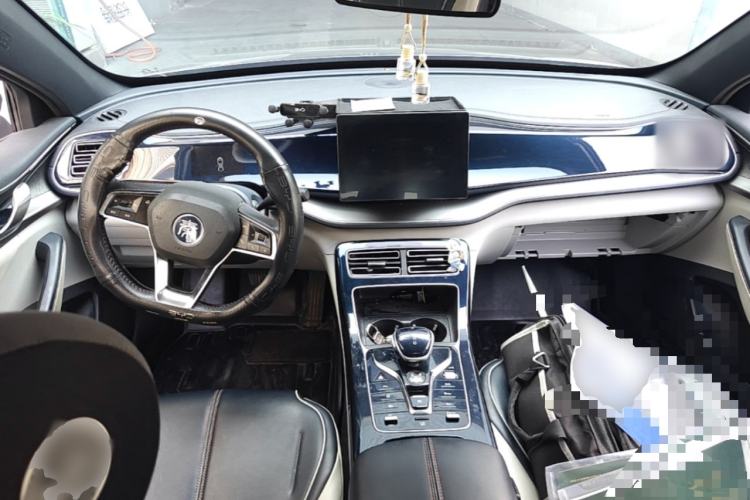 Used BYD Qin PLUS 2021 DM-i 55KM Flagship Model Center Console