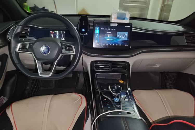 Used BYD Qin PLUS 2021 DM-i 120KM Prestige Model Center Console