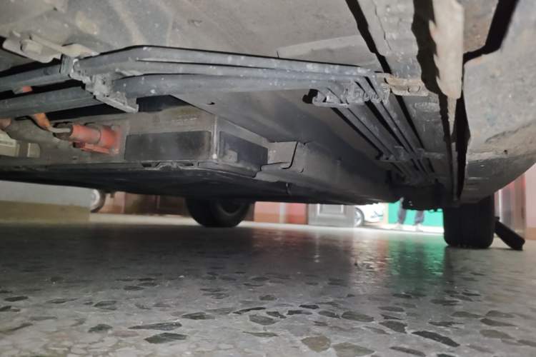 Used BYD Qin PLUS 2021 DM-i 120KM Prestige Model Chassis Front Left