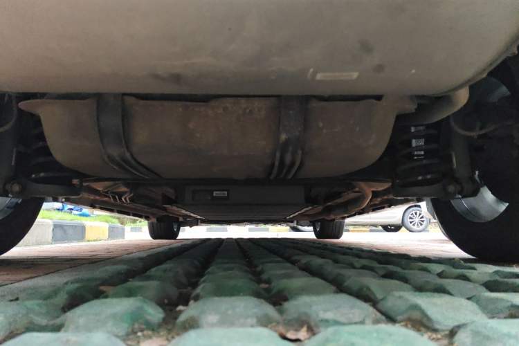 Used BYD Qin PLUS 2021 DM-i 55KM Flagship Model Chassis Rear