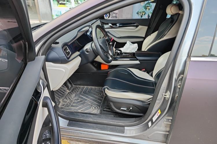 Used BYD Qin PLUS 2021 EV 400KM Luxury Model Driver Seat