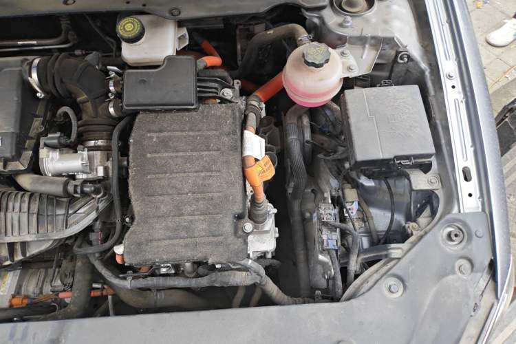 Used BYD Qin PLUS 2021 DM-i 55KM Prestige Model Engine Bay Left