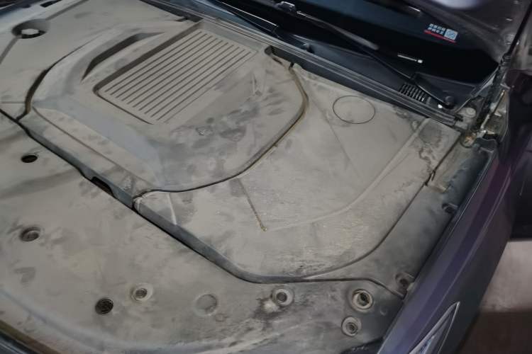 Used BYD Qin PLUS 2021 EV 500KM Luxury Model Engine Bay Left