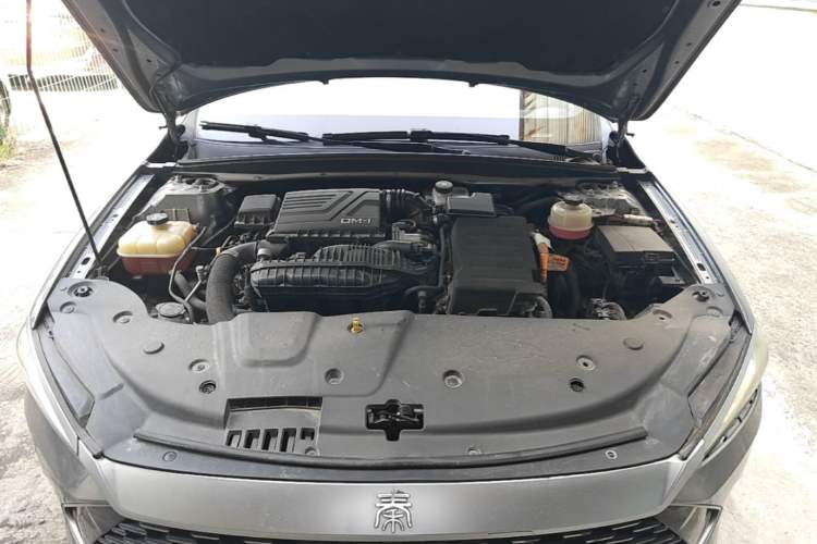 Used BYD Qin PLUS 2021 DM-i 55KM Flagship Model Engine Bay