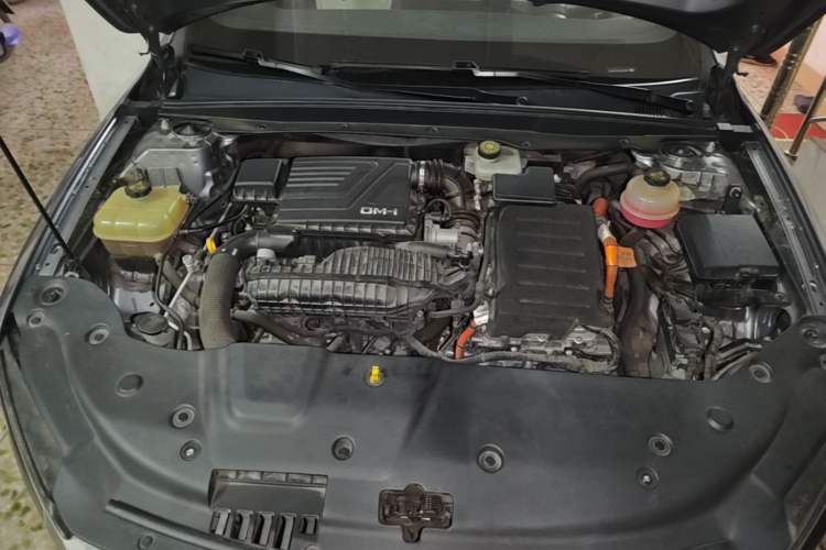 Used BYD Qin PLUS 2021 DM-i 120KM Prestige Model Engine Bay