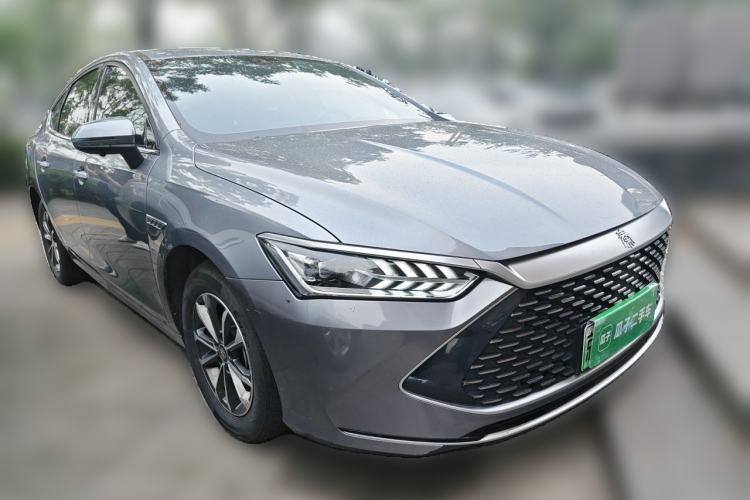 Used BYD Qin PLUS 2021 DM-i 55KM Prestige Model Front Right 45 Deg