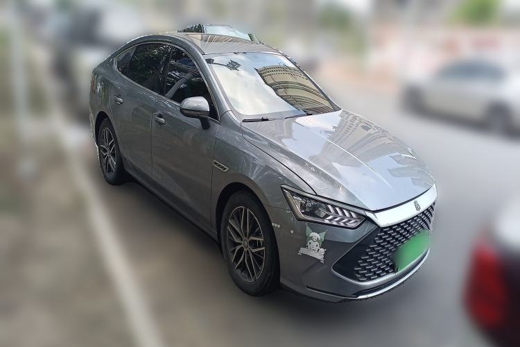 Used BYD Qin PLUS 2021 DM-i 55KM Flagship Model Front Right 45 Deg