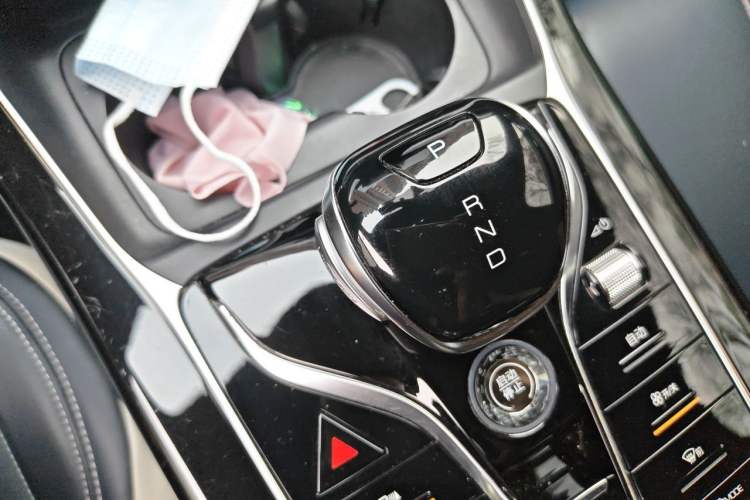 Used BYD Qin PLUS 2021 DM-i 55KM Prestige Model Gear Lever