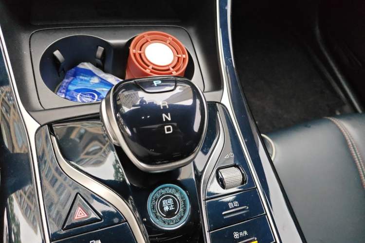 Used BYD Qin PLUS 2021 DM-i 55KM Flagship Model Gear Lever