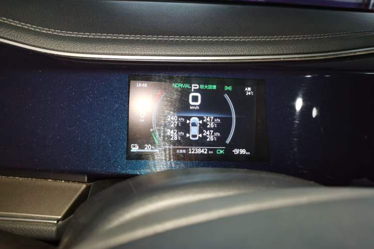 Used BYD Qin PLUS 2021 EV 500KM Luxury Model Instrument Cluster