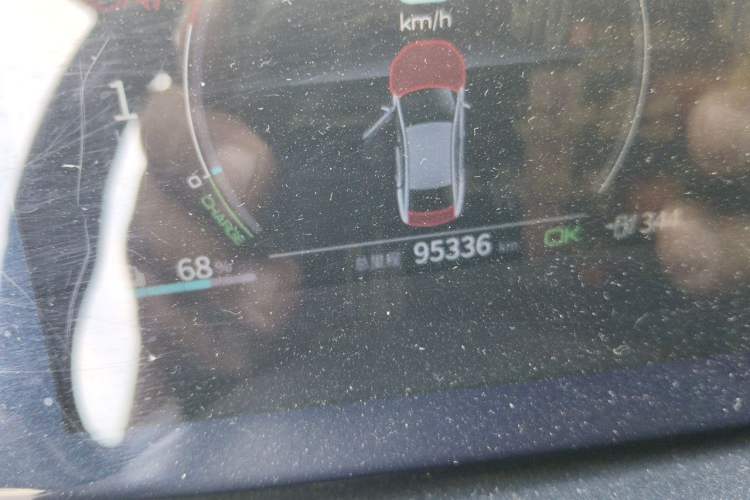 Used BYD Qin PLUS 2021 EV 500KM Luxury Model Odometer Close Up
