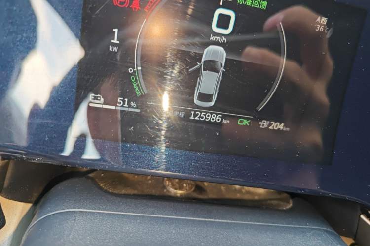 Used BYD Qin PLUS 2021 EV 400KM Luxury Model Odometer Close Up