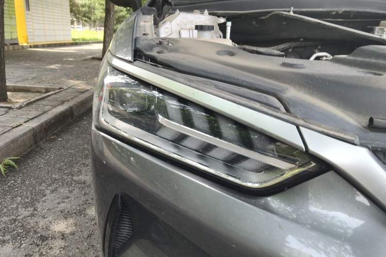 Used BYD Qin PLUS 2021 EV 500KM Luxury Model Right Front Headlight