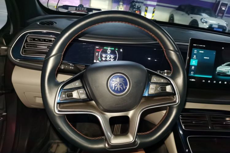 Used BYD Qin PLUS 2021 EV 500KM Luxury Model Steering Wheel