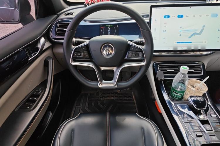 Used BYD Qin PLUS 2021 EV 400KM Luxury Model Steering Wheel