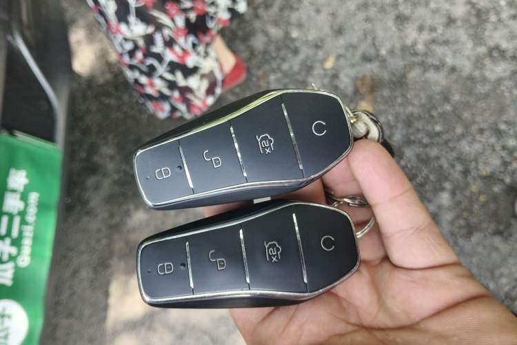 Used BYD Qin PLUS 2021 EV 500KM Luxury Model Vehicle Key