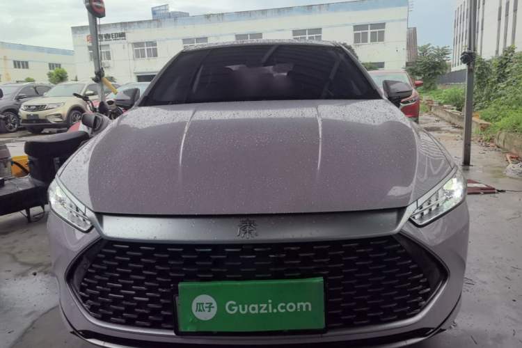 Used BYD Qin PLUS 2021 DM-i 55KM Flagship Model Front