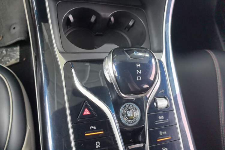 Used BYD Qin PLUS 2021 DM-i 55KM Flagship Model Gear Lever