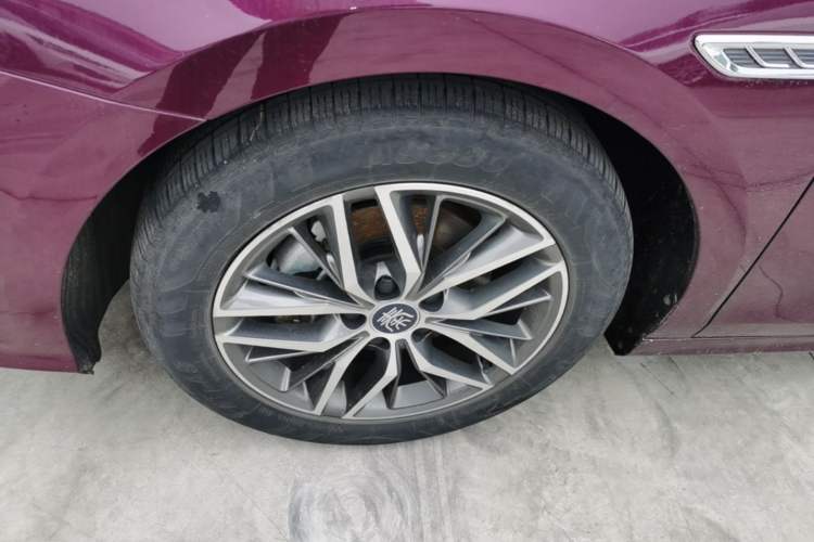 Used BYD Qin PLUS 2021 DM-i 55KM Flagship Model Left Front Wheel Hub