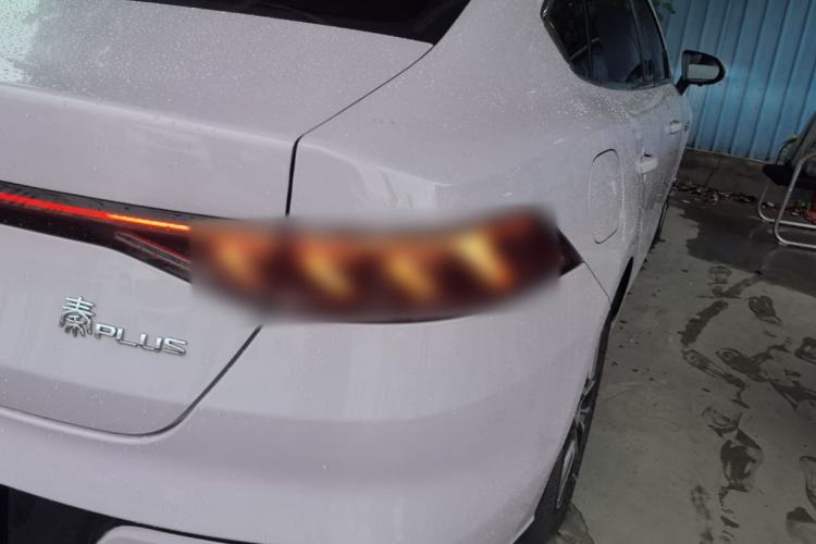 Used BYD Qin PLUS 2021 DM-i 55KM Flagship Model Right Rear Taillight