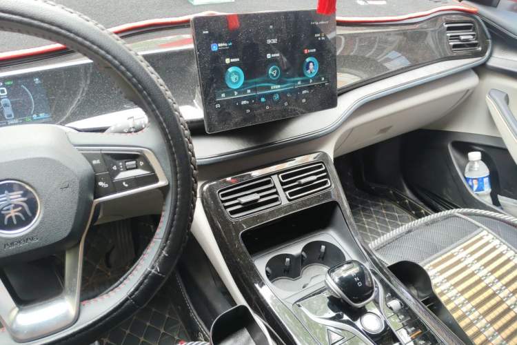 Used BYD Qin PLUS 2021 DM-i 55KM Prestige Model Audio And AC Panel