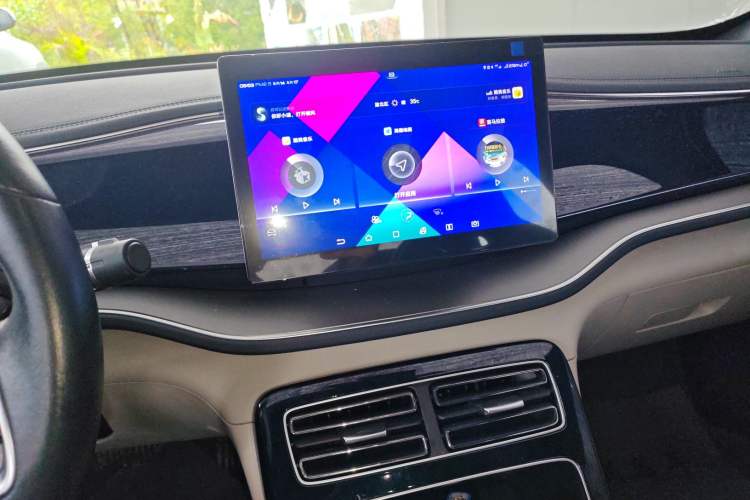 Used BYD Qin PLUS 2021 EV 500KM Luxury Model Audio And AC Panel