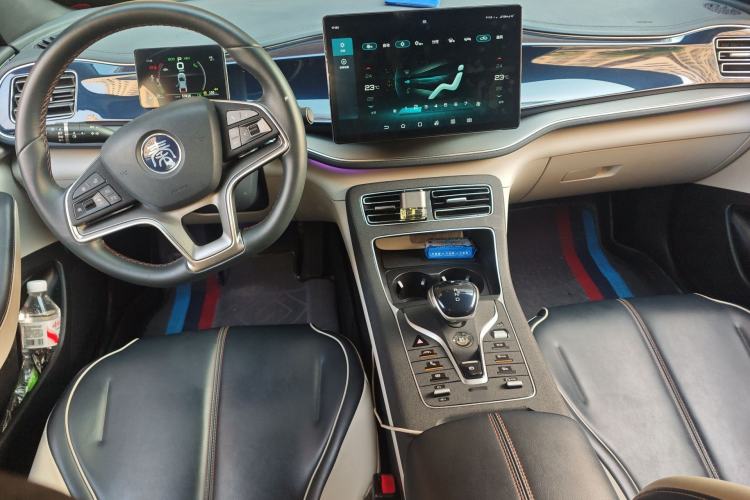 Used BYD Qin PLUS 2021 DM-i 120KM Flagship Model Center Console
