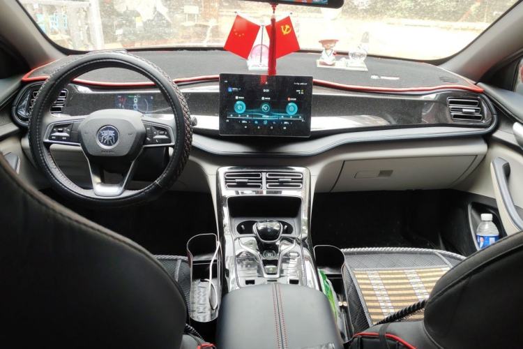 Used BYD Qin PLUS 2021 DM-i 55KM Prestige Model Center Console
