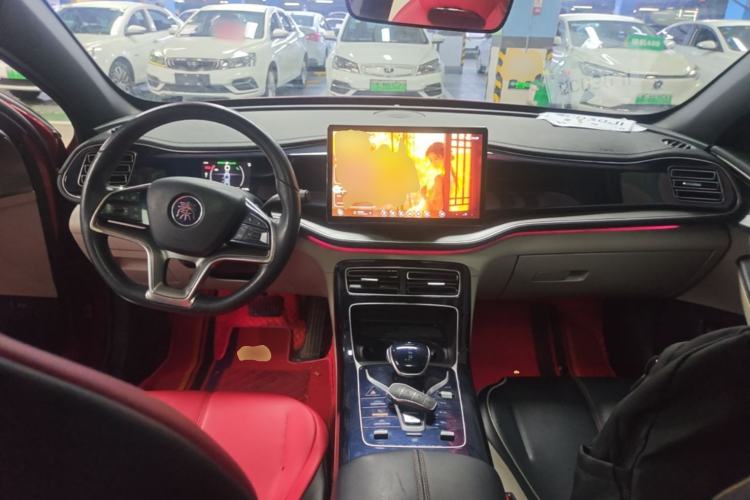 Used BYD Qin PLUS 2021 EV 600KM Flagship Model Center Console