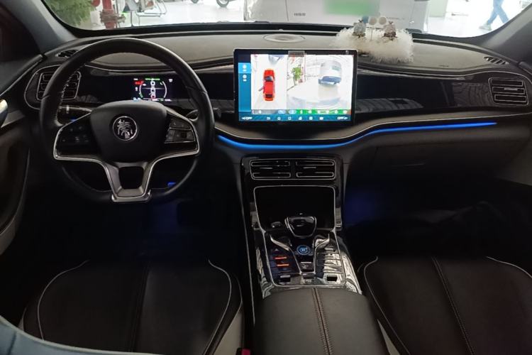 Used BYD Qin PLUS 2021 EV 500KM Premium Model Center Console