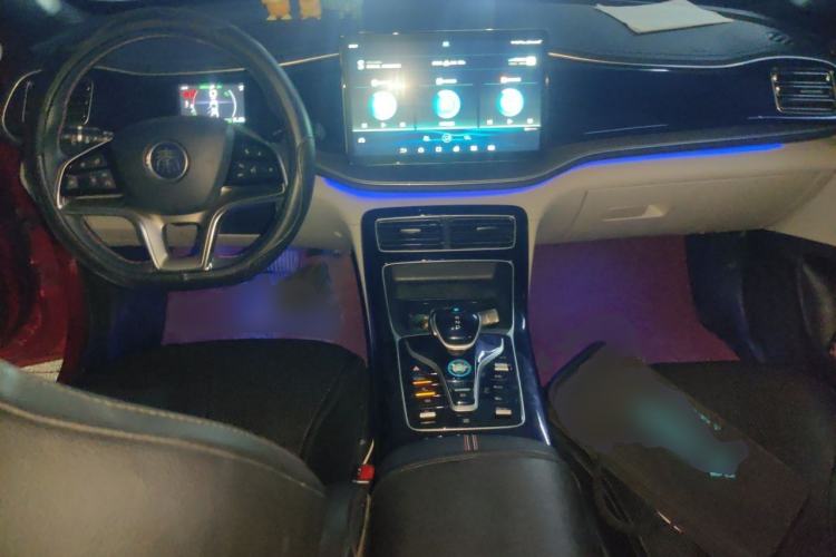 Used BYD Qin PLUS 2021 DM-i 120KM Flagship Model Center Console